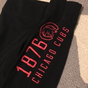 Chicago Cubs Capri Leggings